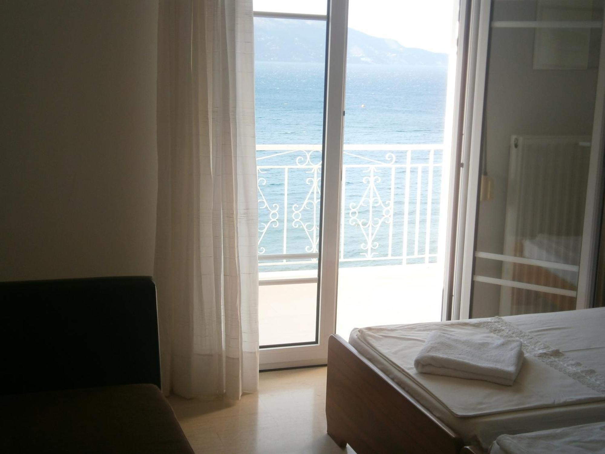 קומנון Dimitra Apartments K חדר תמונה