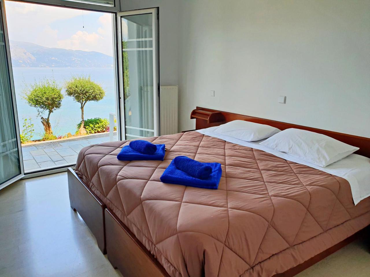 קומנון Dimitra Apartments K מראה חיצוני תמונה