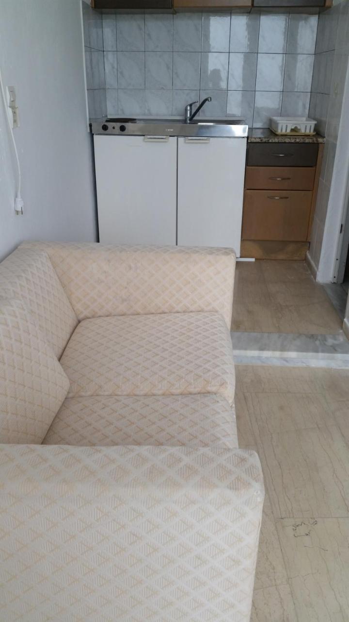 קומנון Dimitra Apartments K מראה חיצוני תמונה